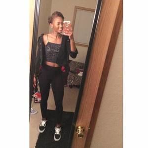 Meet your Posher, Angel